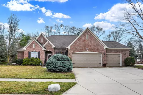 10601 Creektree Ln, Fishers, IN 46038