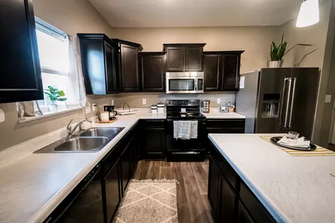 Kitchen - 8125 Ambrosia Ln, Pendleton, IN 46064 photo 1 of 3