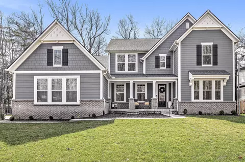 557 E 82nd St, Indianapolis, IN 46240