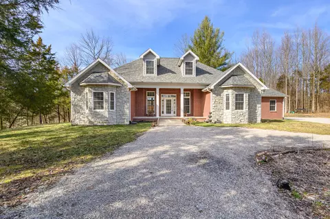 9040 W Base Rd, Seymour, IN 47274
