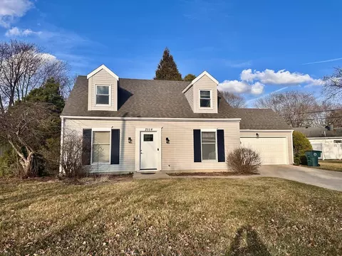 2004 W Bryden Rd, Muncie, IN 47304