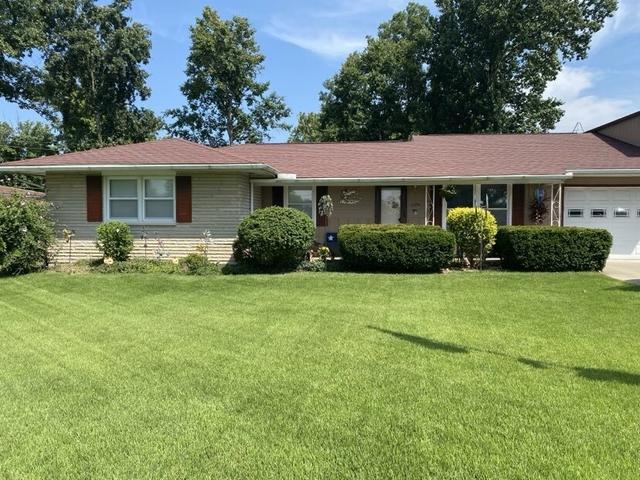 320 Forest View Dr, Bedford, IN 47421