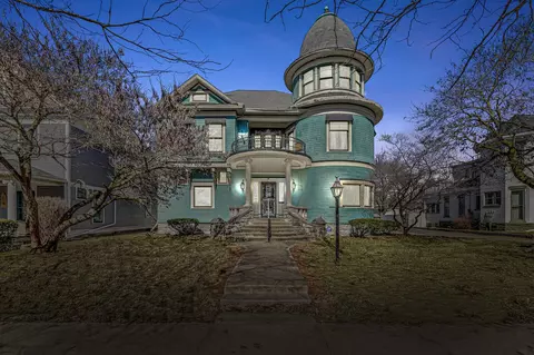 322 W 8th St, Anderson, IN 46016