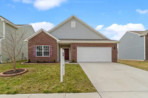 5284 Brandywine Dr, Whitestown, IN 46075
