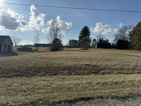 660 Sarsi Dr, Greensburg, IN 47240
