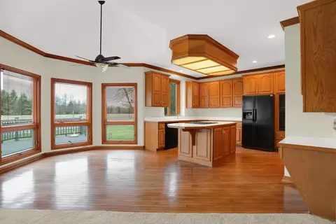 Kitchen - 2510 Crossfields Ct, Carmel, IN 46032 photo 5 of 8