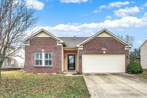 2029 Riverstone Ct, Avon, IN 46123