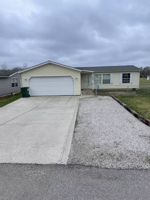 415 Dream Way, Cloverdale, IN 46120