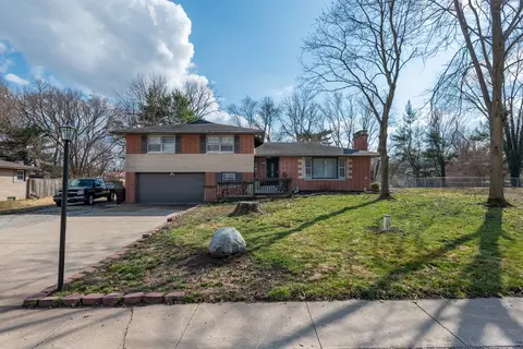 2725 E Thomas Ave, Terre Haute, IN 47805