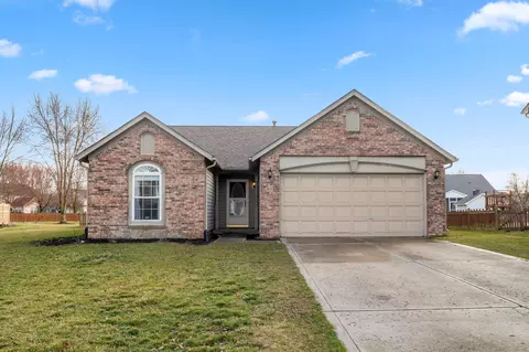 10665 Blue Flax Ct, Noblesville, IN 46060