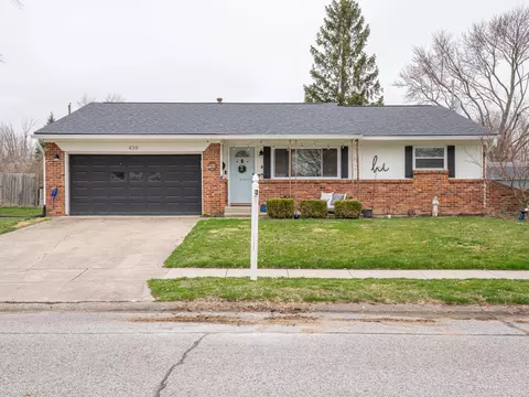 439 Hickory Ln, Plainfield, IN 46168