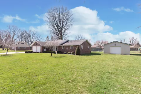 5821 N Heritage Ln, Alexandria, IN 46001