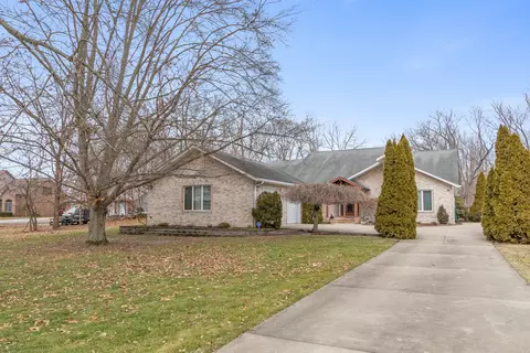 363 Redding Rd, Seymour, IN 47274