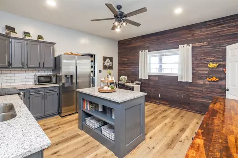 Kitchen - 6068 E 1200 S, Roachdale, IN 46172 photo 1 of 6
