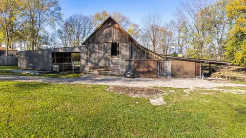 Exterior - 6068 E 1200 S, Roachdale, IN 46172 photo 4 of 13