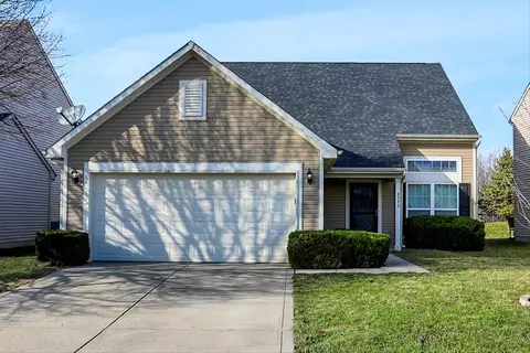 8330 Sotheby Dr, Indianapolis, IN 46239
