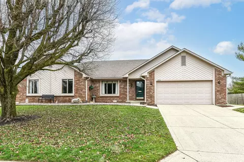 520 Cobblestone Rd, Avon, IN 46123