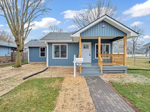 1523 Harrison St, Noblesville, IN 46060