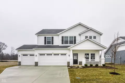 7192 Hart St, Cumberland, IN 46229