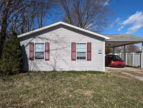 406 E Schott St, Westport, IN 47283