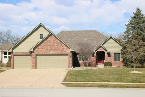 7678 Meadow Violet Dr, Avon, IN 46123