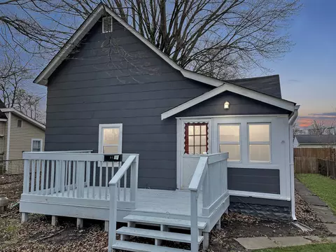913 Silver St, Anderson, IN 46012