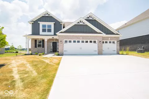 923 Mesa Ln, Bargersville, IN 46106