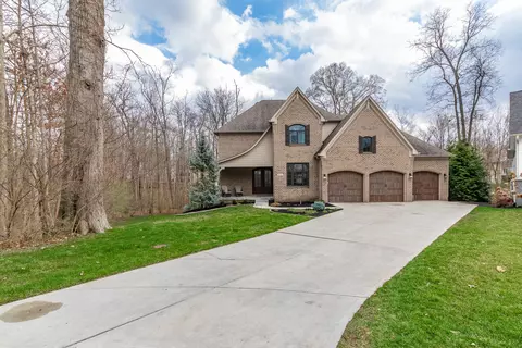 12161 Stern Dr, Indianapolis, IN 46256
