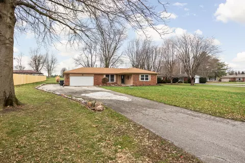 1036 S Oden Dr, Greenfield, IN 46140