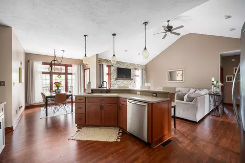 6380 S Cabriolet Way, Pendleton, IN 46064 photo 12