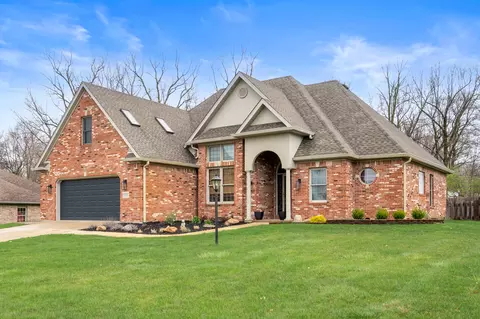 6380 S Cabriolet Way, Pendleton, IN 46064 photo 2