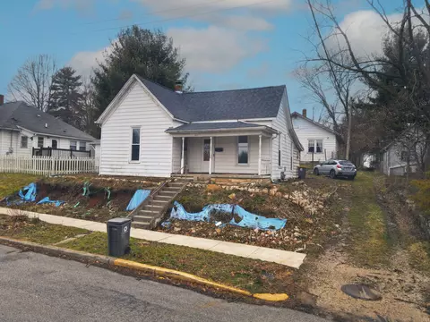 412 W Howe St, Bloomington, IN 47403