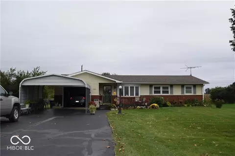 821 S Fillmore Rd, Greencastle, IN 46135