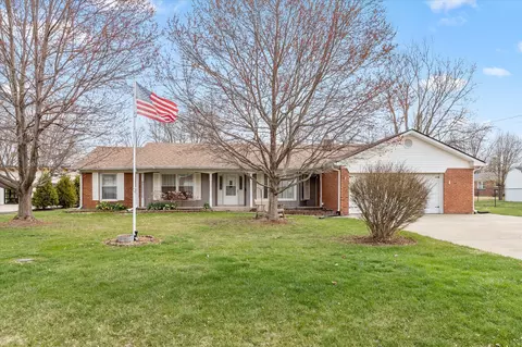 771 Maple Ln, Westfield, IN 46074
