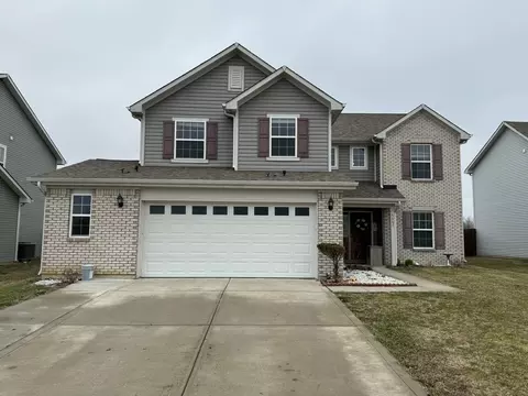 Exterior - 5662 Beale St, Plainfield, IN 46168 photo 3 of 7