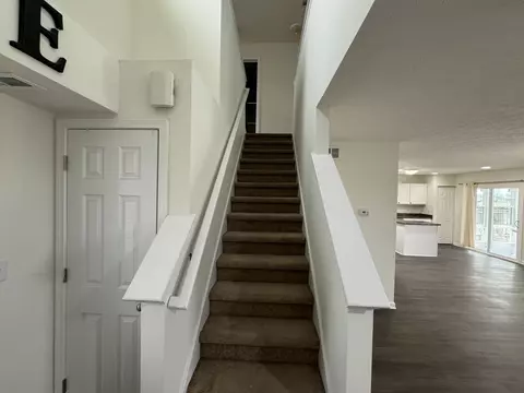 Entry Way - 5662 Beale St, Plainfield, IN 46168 photo 2 of 2