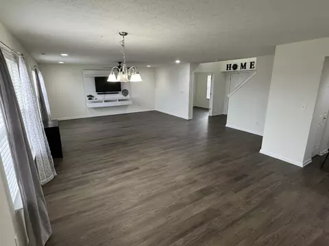 Living - 5662 Beale St, Plainfield, IN 46168 photo 3 of 4
