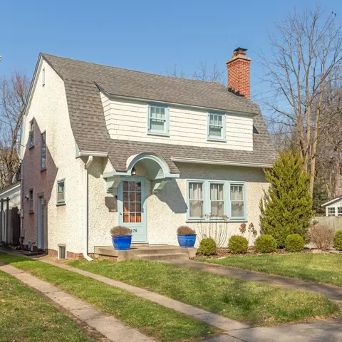 5876 Broadway St, Indianapolis, IN 46220