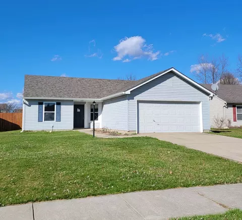 1642 Willowview Ln, Greenfield, IN 46140