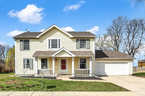 1586 Hunters Ln, Greenwood, IN 46142