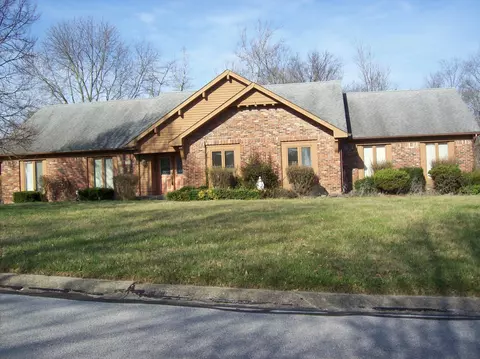7022 Tremont Dr, Bargersville, IN 46106