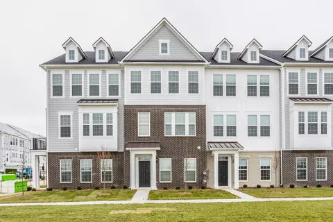 14570 Pomona Ln, Carmel, IN 46074