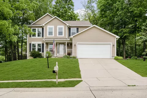 10704 Palmyra Cir, Indianapolis, IN 46239