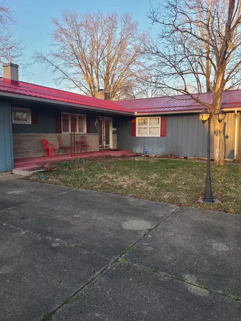 2326 Tippecanoe St, Terre Haute, IN 47807