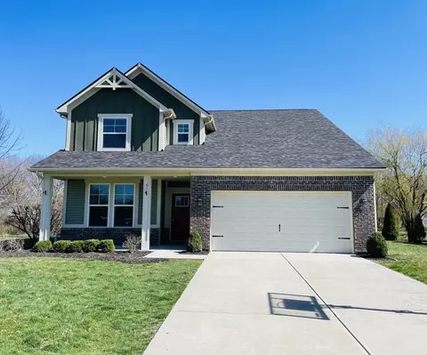 61 Eastview Dr, Bargersville, IN 46106