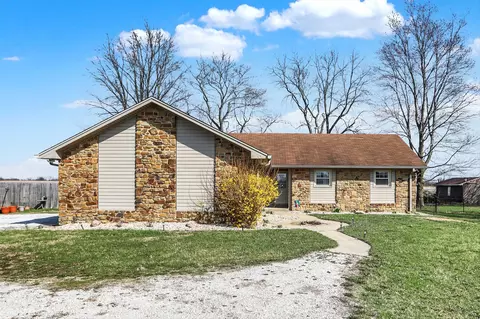 2837 N Centerline Rd, Franklin, IN 46131