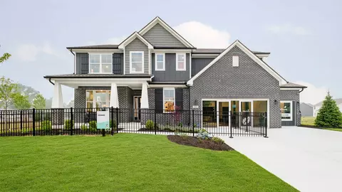 2756 Victory Dr, Columbus, IN 47203