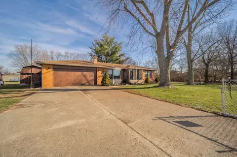 1128 W County Road 300 N, New Castle, IN 47362