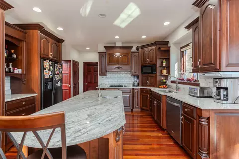 Kitchen - 7034 Bitternut Ln, Plainfield, IN 46168 photo 3 of 3