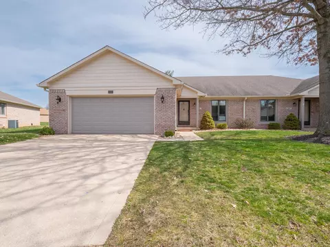 5391 Carnoustie Cir, Avon, IN 46123